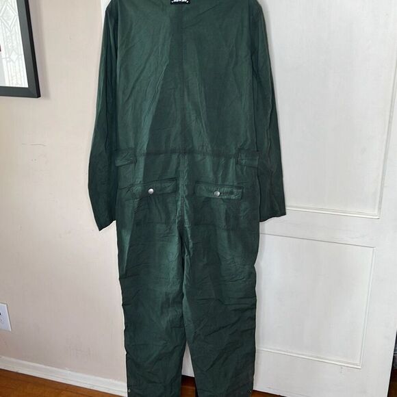 Netflix Rebel Moon Cargo Utility Jumpsuit Unisex Army Green Size Medium Nwot Cos - Picture 9 of 11